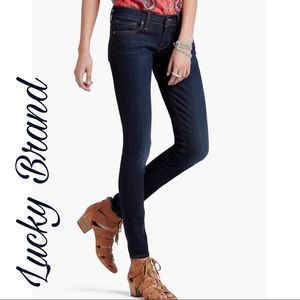 Lucky Brand Charlie Skinny Jean Size 2/25